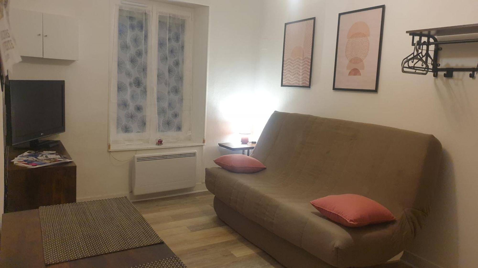 Studio Meuble Et Equipe Ingre Экстерьер фото