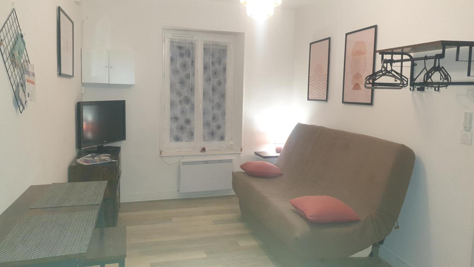 Studio Meuble Et Equipe Ingre Экстерьер фото